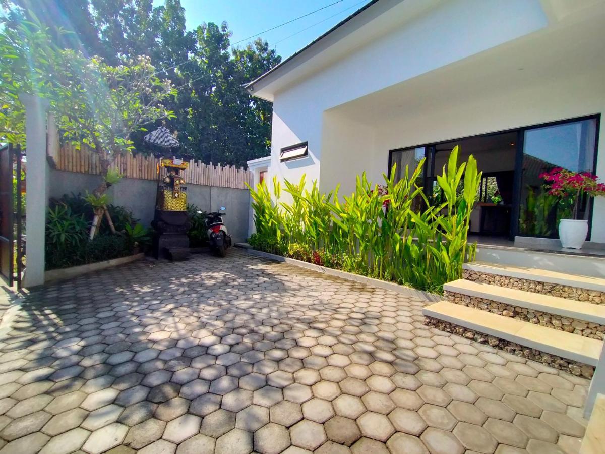 Villa Ataya Lovina  Exterior photo
